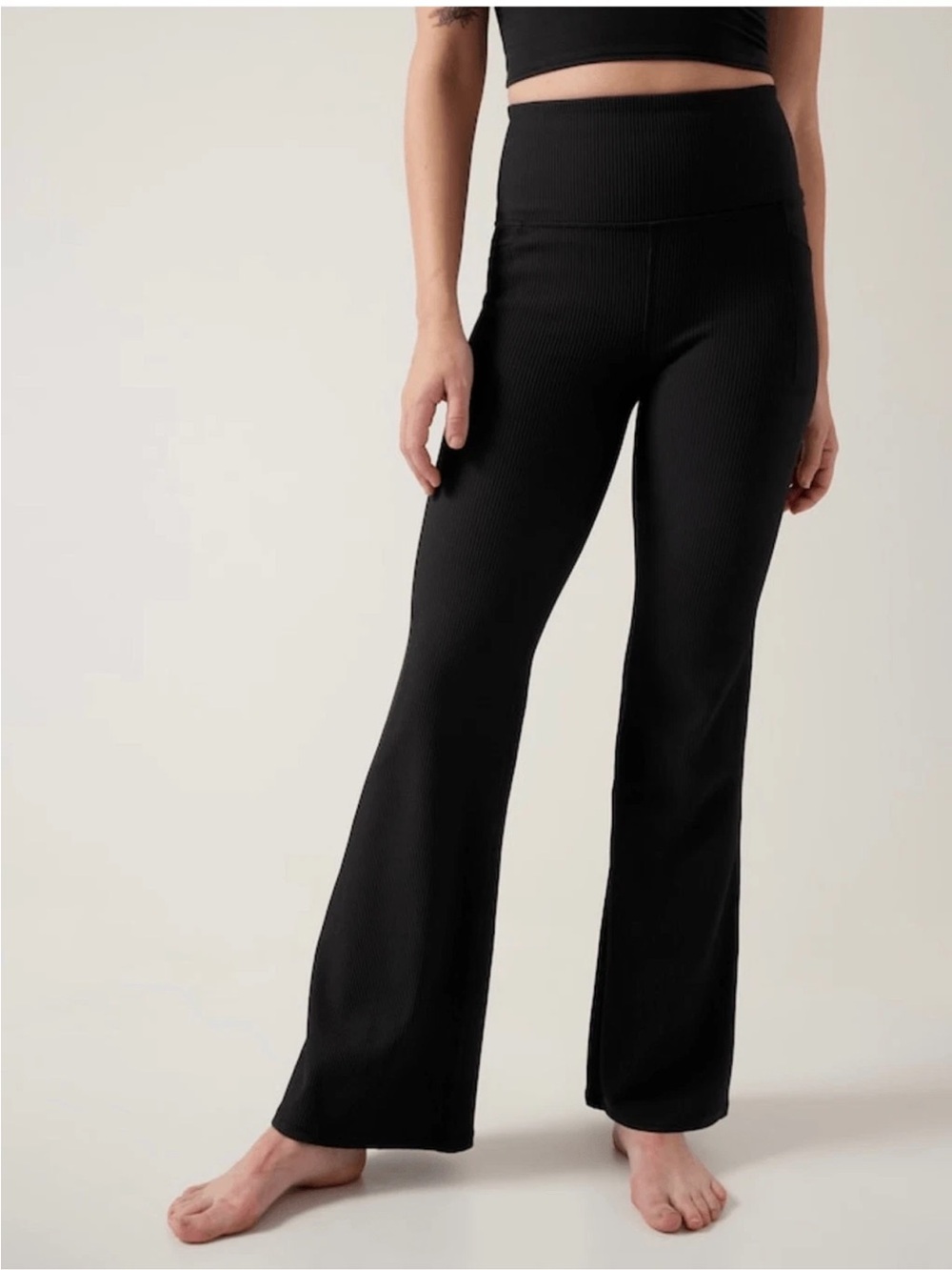 Athleta Salutation Stash Rib Flare Black Pants Size Large